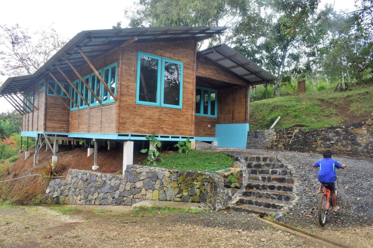Villa Casa De Bambu à Turrialba Extérieur photo
