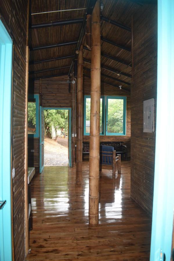 Villa Casa De Bambu à Turrialba Extérieur photo