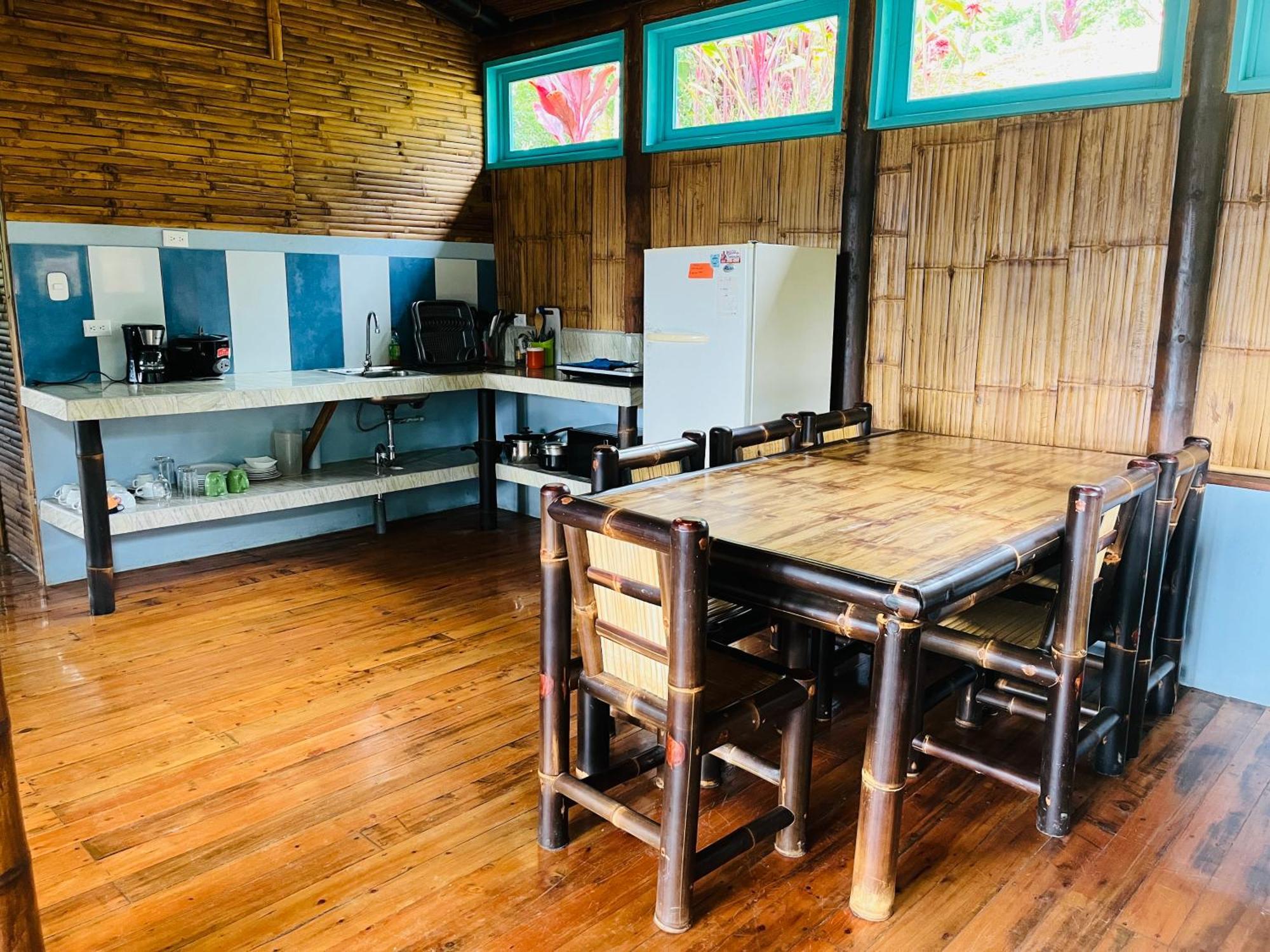 Villa Casa De Bambu à Turrialba Extérieur photo